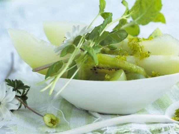 Salată de pepene și kiwi cu lămâie