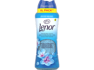 Lenor Unstoppables parfum pentru rufe în pachet XL, cu aromă de primăvară.