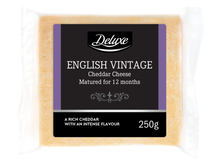 Pachet de brânză cheddar englezească vintage, maturată 12 luni, 250g.