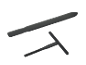 Spatulă neagră din silicon și răzuitor de aluat în formă de T pe fundal negru.