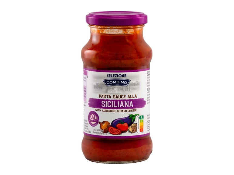 Borcan de sos sicilian pentru paste cu vinete și brânză tare.