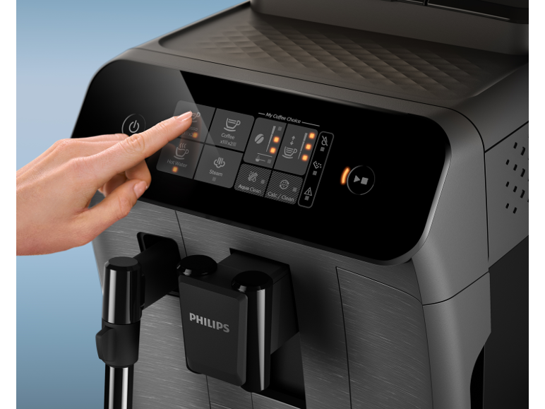 Espressor automat cu ecran tactil, o mână selectează espresso.