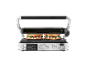 Aparat de făcut sandvișuri cu două sandvișuri cu mozzarella și roșii, cu afișaj digital și comenzi.