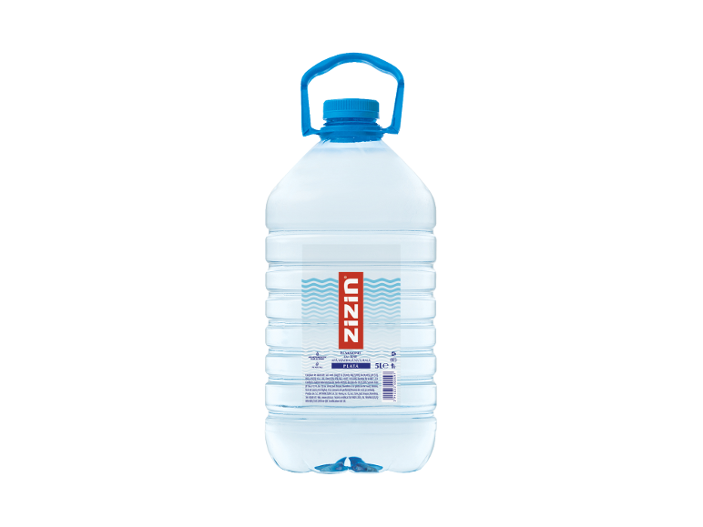 O sticlă de 5 litri de apă minerală naturală plată.