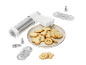 Set de presă pentru biscuiți cu discuri de formă și biscuiți proaspăt făcuți pe o farfurie.