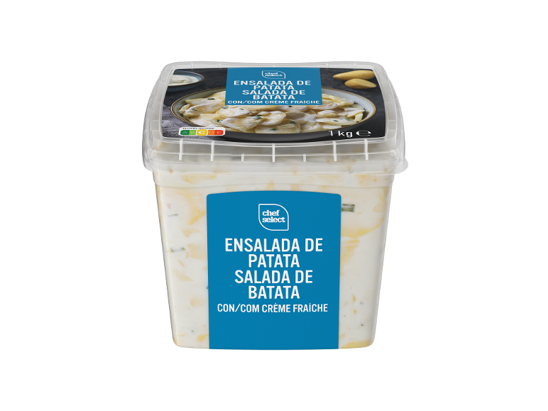 Ambalaj de 1 kg de salată de cartofi cu crème fraîche, cu Nutri-Score C.