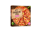 Pizza cu șuncă coaptă pe piatră cu bază crocantă, 2 pizza, 2x330g, pe fundal de lemn.