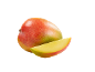 Mango întreg și o felie de mango pe fundal negru.