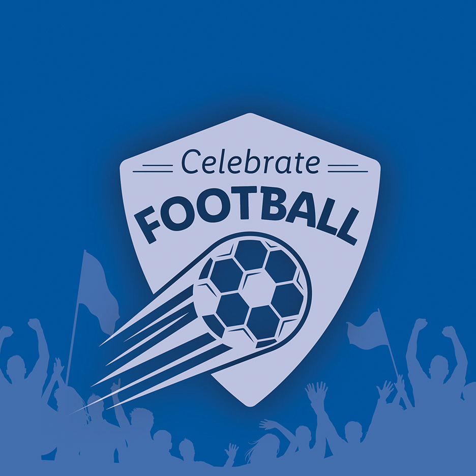 Siglă „Celebrate Football” cu o minge de fotbal în mișcare și siluete de fani.
