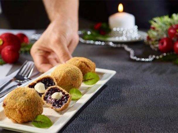 Arancini cu orez negru