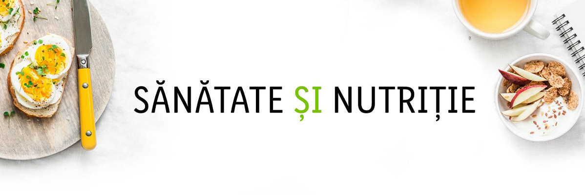 Sandvișuri cu ouă, musli și ceai: mic dejun sănătos și nutritiv.