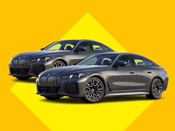 Două mașini sport gri închis pe un fundal galben cu forme geometrice.